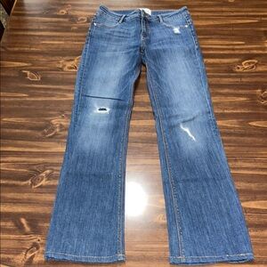 St. John’s Bay Women’s soft jeans size 2 see measurements (sized wrong)